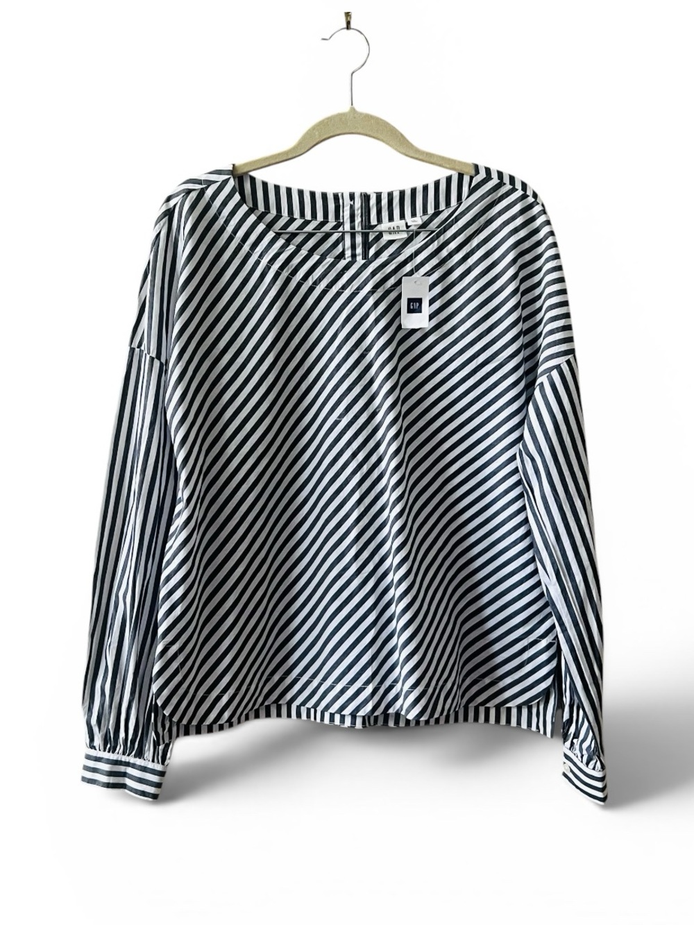 Gap Gray Striped Shirt Sz Medium Gray White Button‎ Back Balloon Sleeve NWT